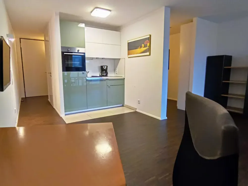 Uni-nah | 1,5 ZKB, Balkon, TG l teilmöbliert l Ffm. (Riedberg)