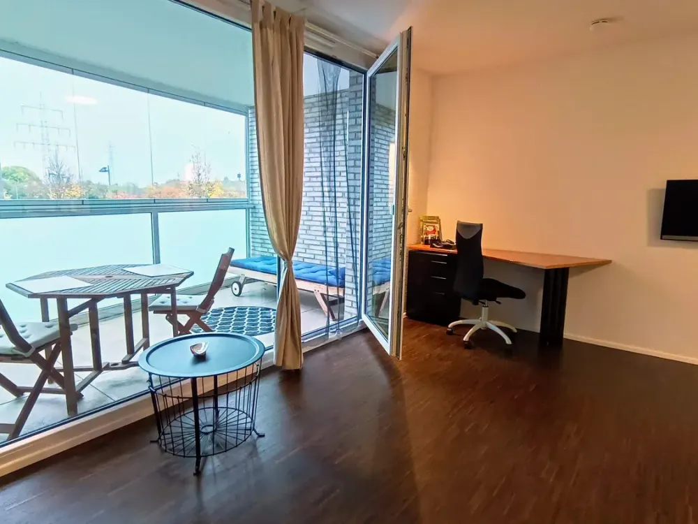 Uni-nah | 1,5 ZKB, Balkon, TG l teilmöbliert l Ffm. (Riedberg)