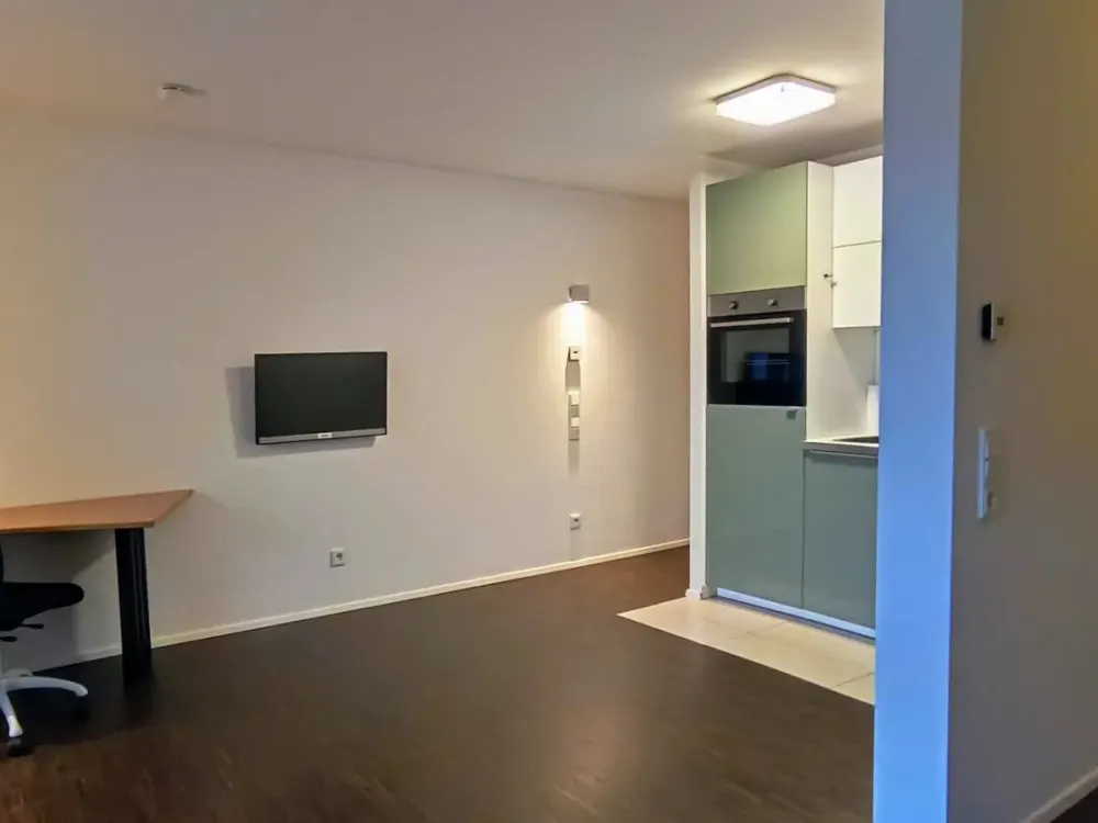 Uni-nah | 1,5 ZKB, Balkon, TG l teilmöbliert l Ffm. (Riedberg)
