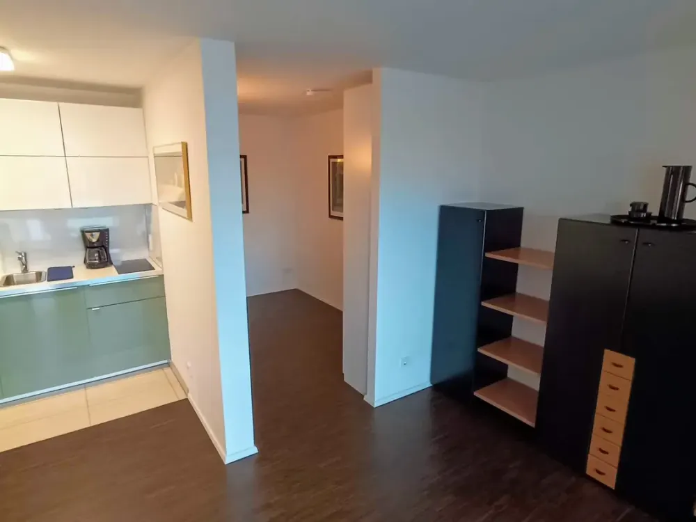 Uni-nah | 1,5 ZKB, Balkon, TG l teilmöbliert l Ffm. (Riedberg)