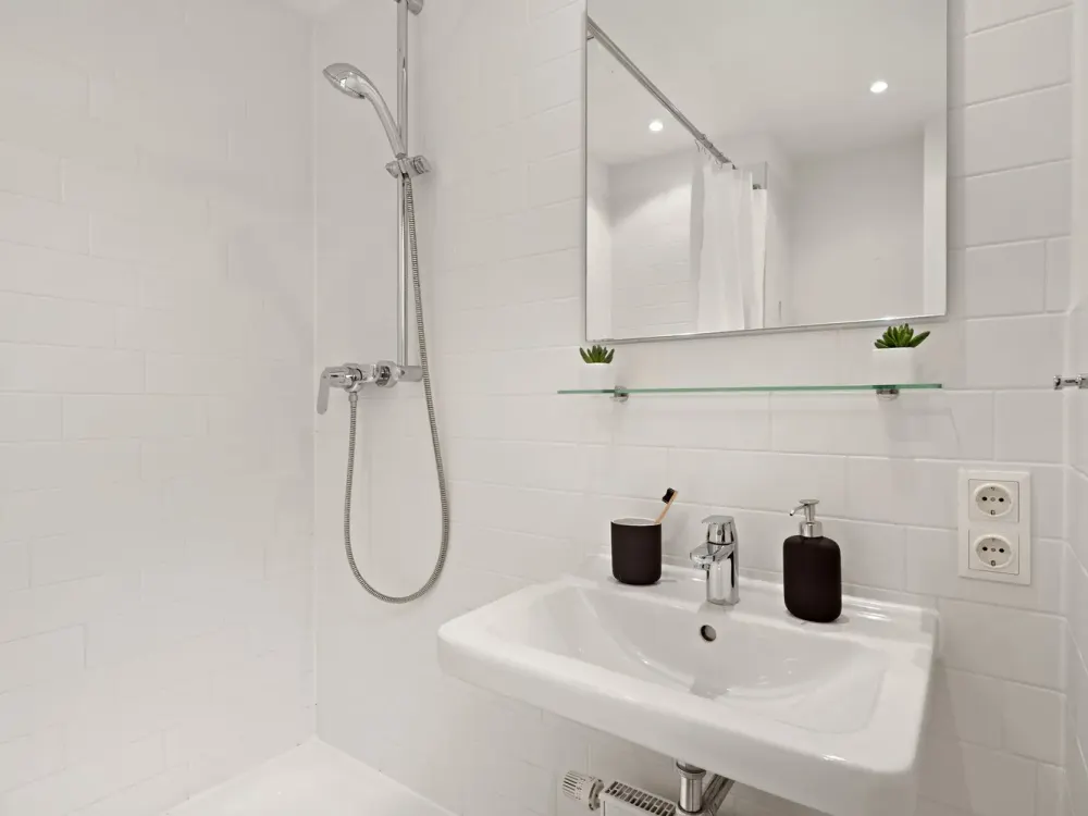Home & Co, Easy Living | Fully Furnished All-Inclusive Living