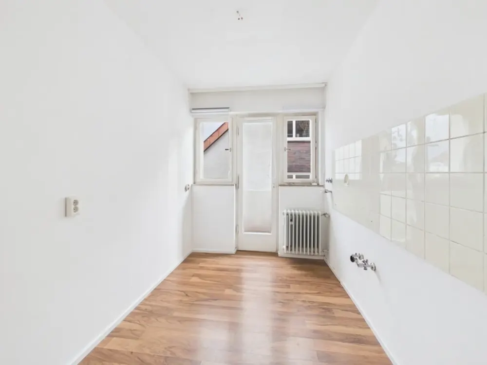 Bright 3-Room Apartment with 2 Balconies in a Quiet Location of Rohr