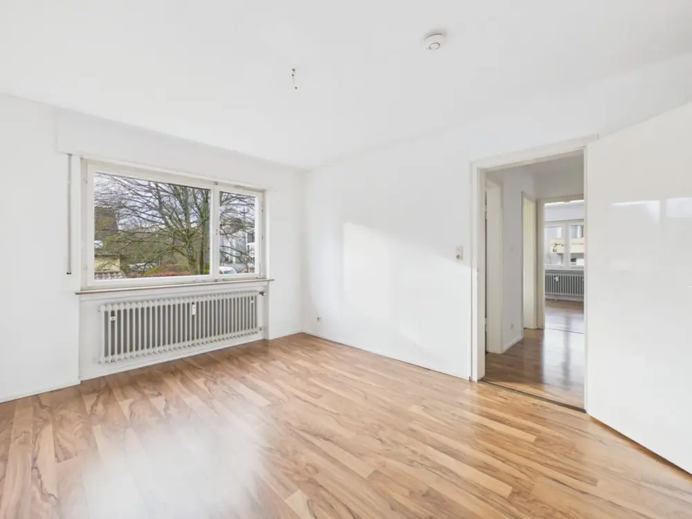 Bright 3-Room Apartment with 2 Balconies in a Quiet Location of Rohr