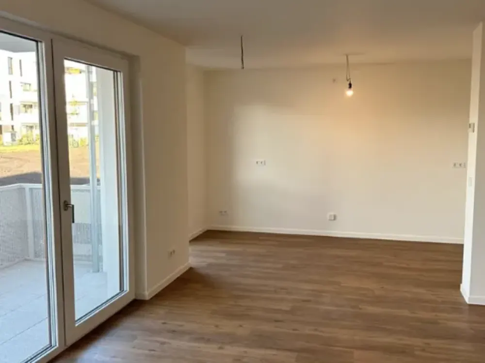 Large 4-Room Apartment in Erfurt