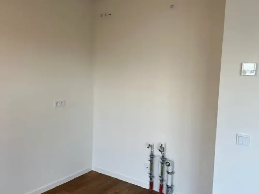 Large 4-Room Apartment in Erfurt
