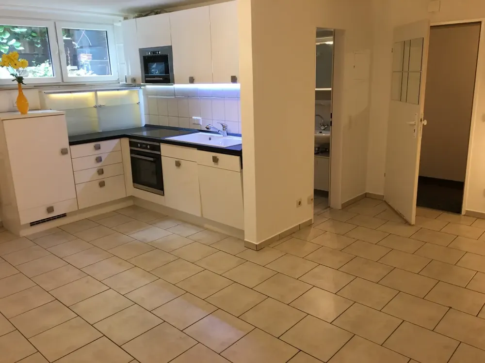 Bright Basement 26 m² MS-Wilkinghege modern self-sufficient Singles