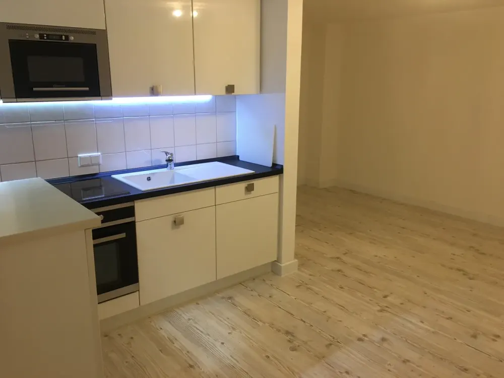 Bright Basement 26 m² MS-Wilkinghege modern self-sufficient Singles
