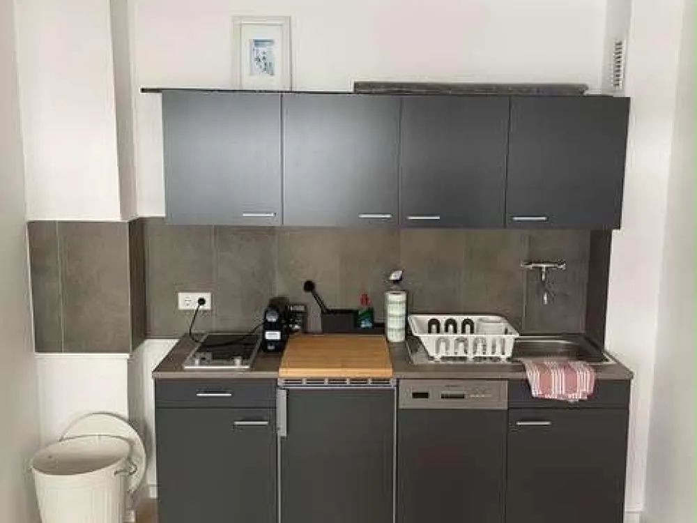 Voll möblierte 1-Zimmer-Wohnung in Top-Lage von Pempelfort