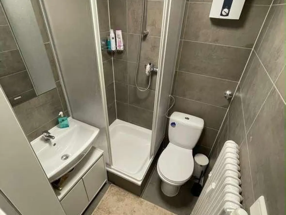 Voll möblierte 1-Zimmer-Wohnung in Top-Lage von Pempelfort