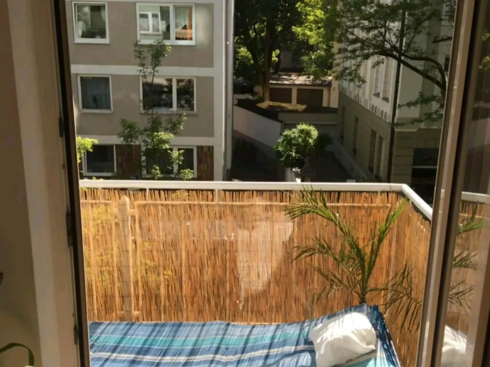 Schöne helles Apartment im Zentrum von Neuhausen mit Balkon