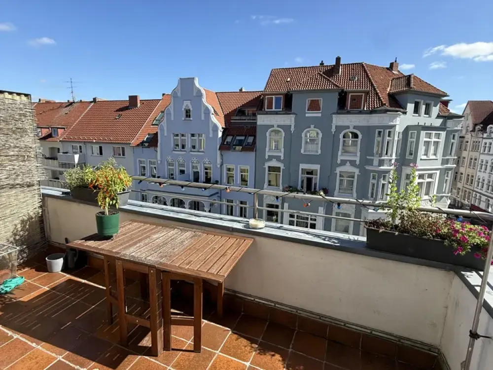 Lively Living in Südstadt: 2-Room Apartment in Hannover