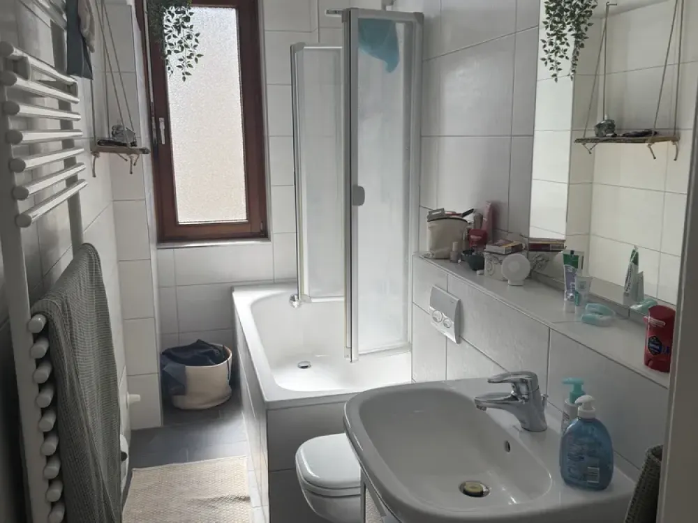 Lively Living in Südstadt: 2-Room Apartment in Hannover