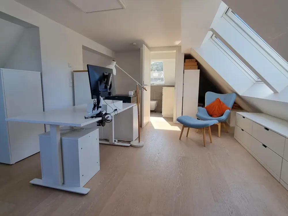 Großzügige 3-Zimmerwohnung mit Hobbyraum im DG!