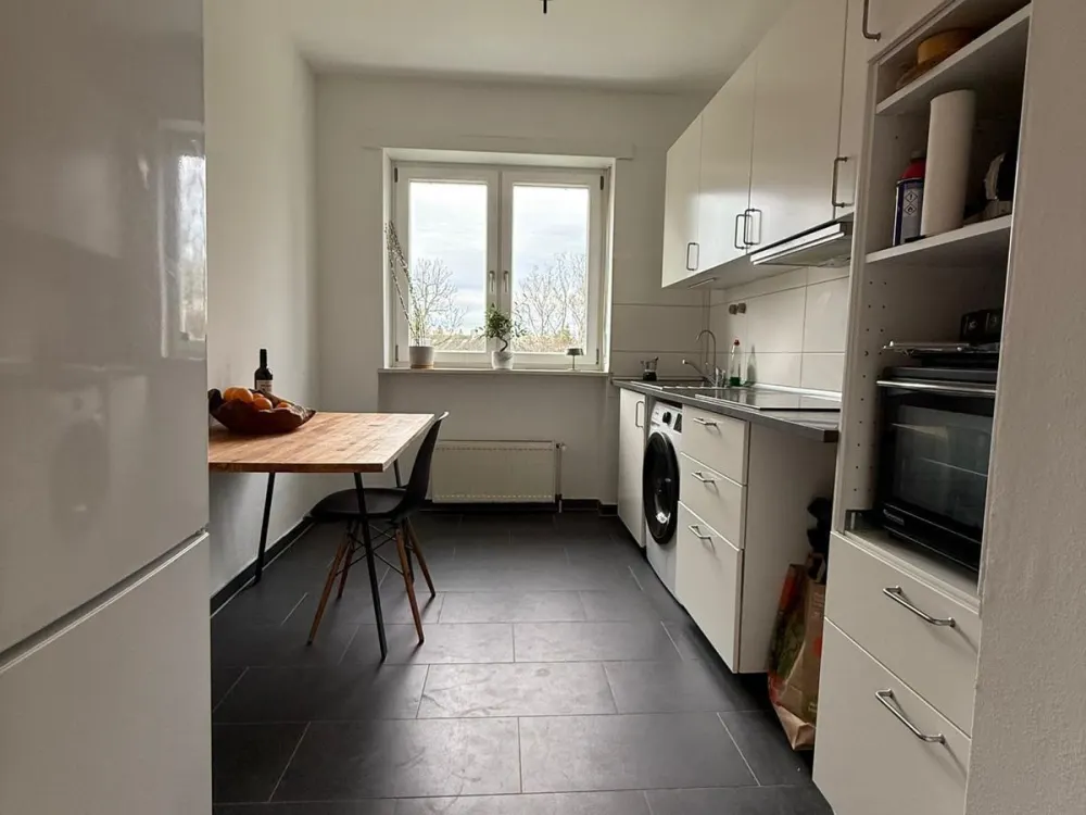Zu vermieten Helle, hochwertig möblierte 2-Zimmer-Wohnung, 65 qm