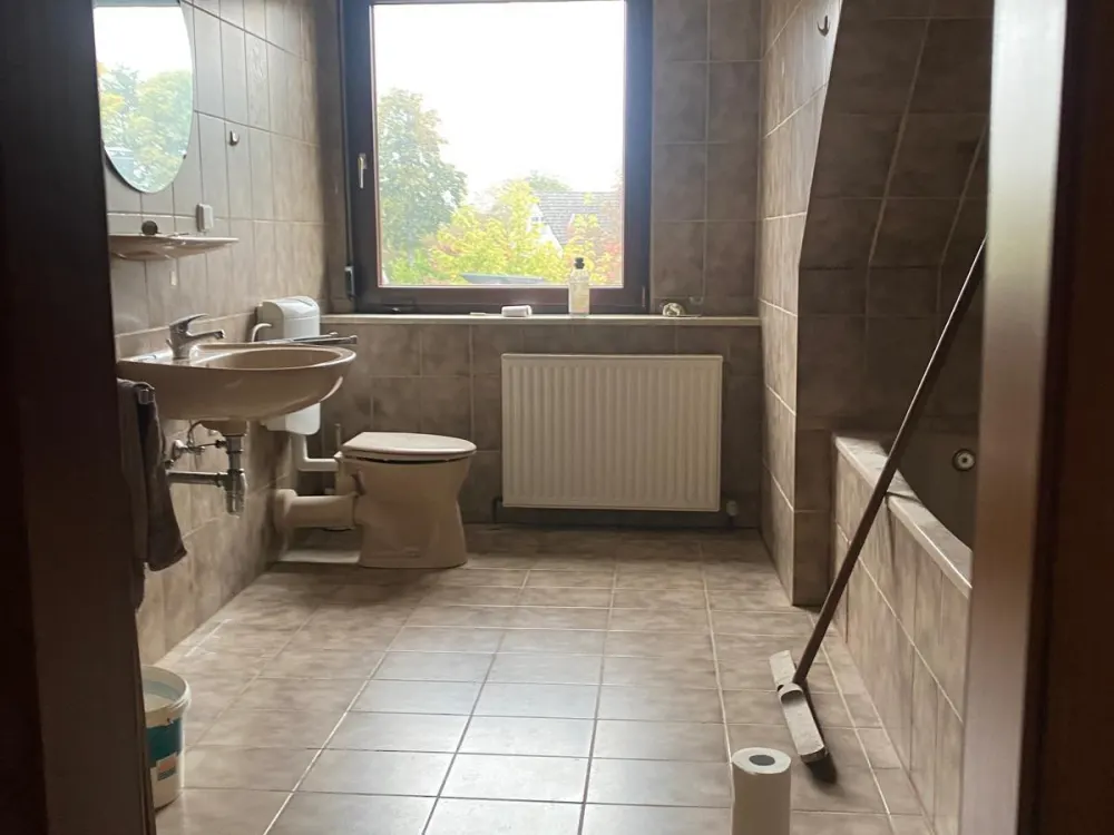 3-Room Attic Apartment in a Quiet Location in Sudweyhe
