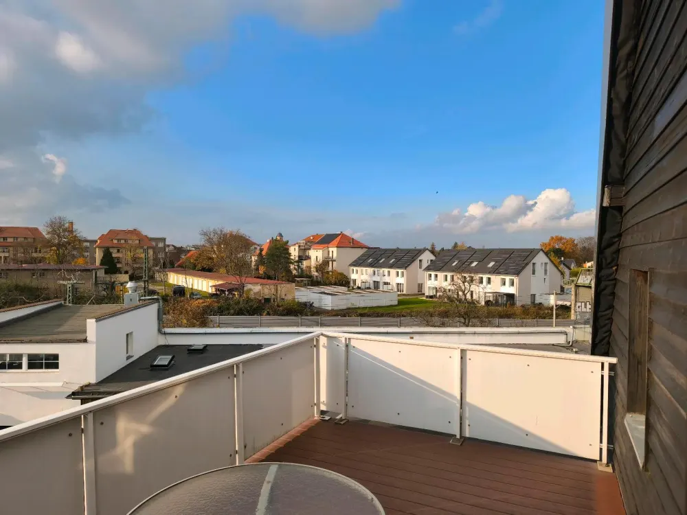 Schöne Möblierte Maisonette Wohnung