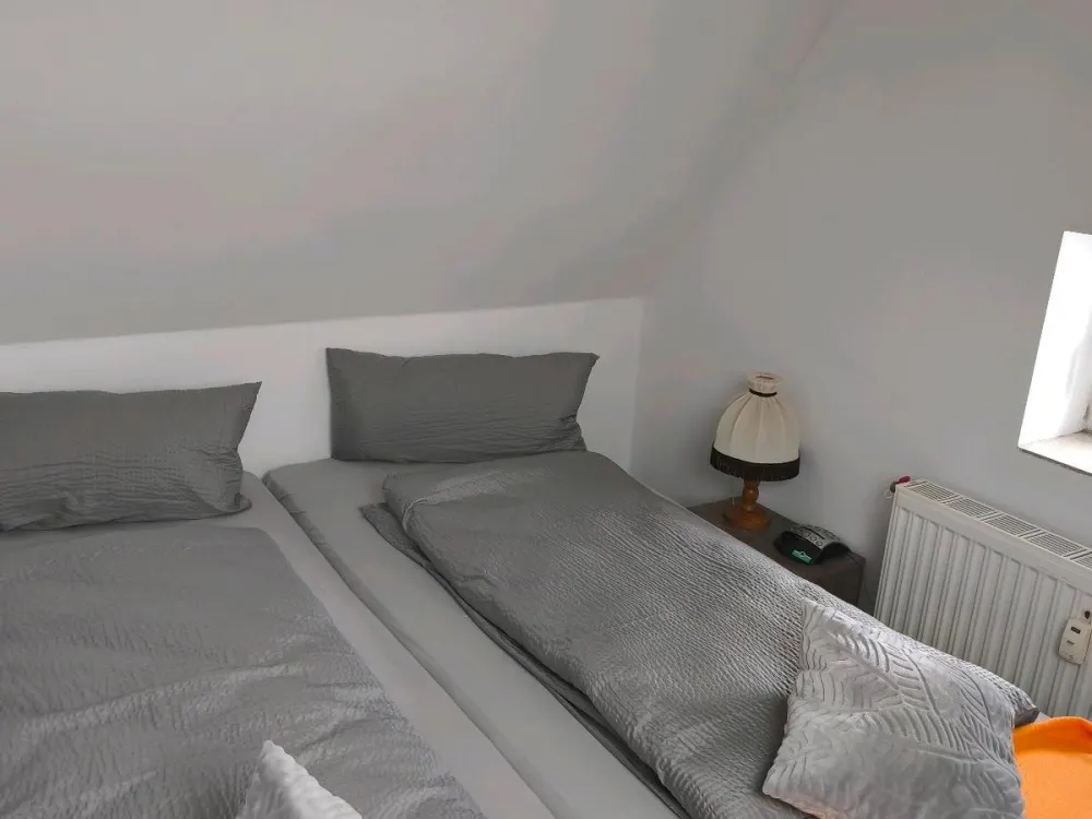 Schöne Möblierte Maisonette Wohnung