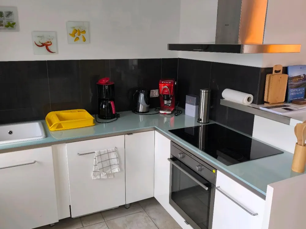 Schöne Möblierte Maisonette Wohnung