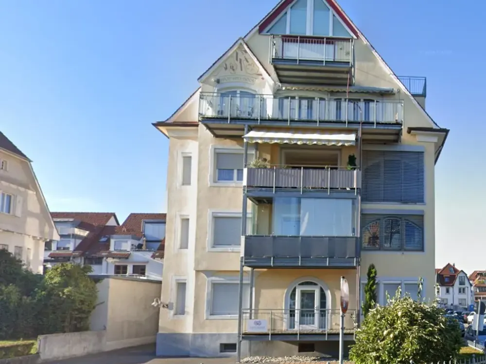 Traumhafte 6-Zimmer-Altbauwohnung mit toller See und Bergsicht in Friedrichshafen