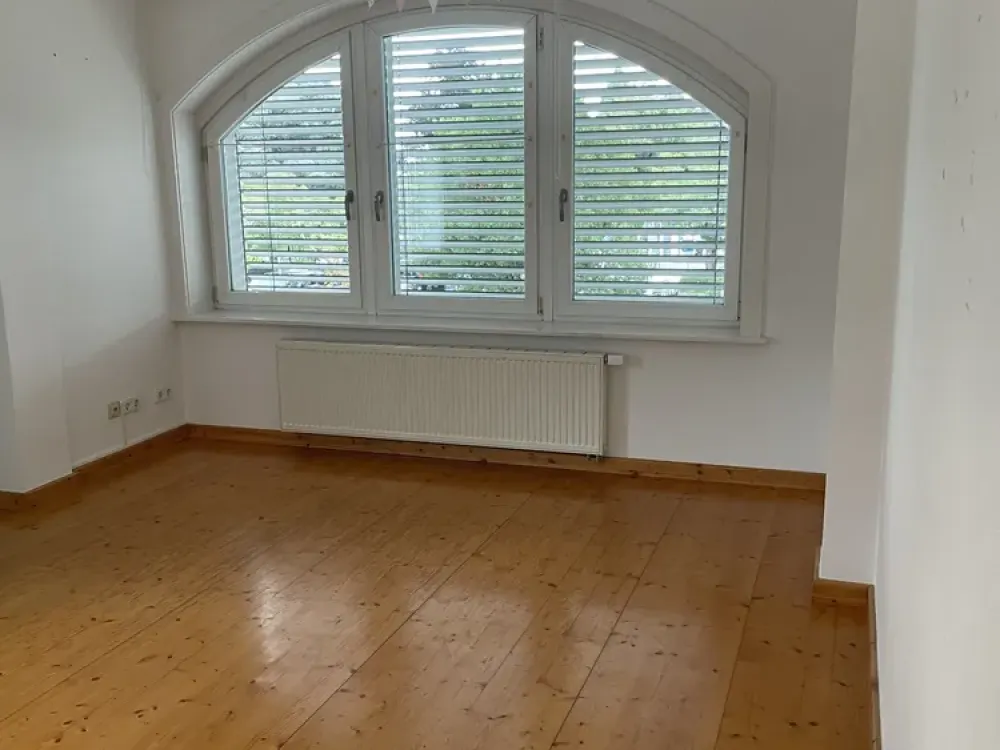 Traumhafte 6-Zimmer-Altbauwohnung mit toller See und Bergsicht in Friedrichshafen