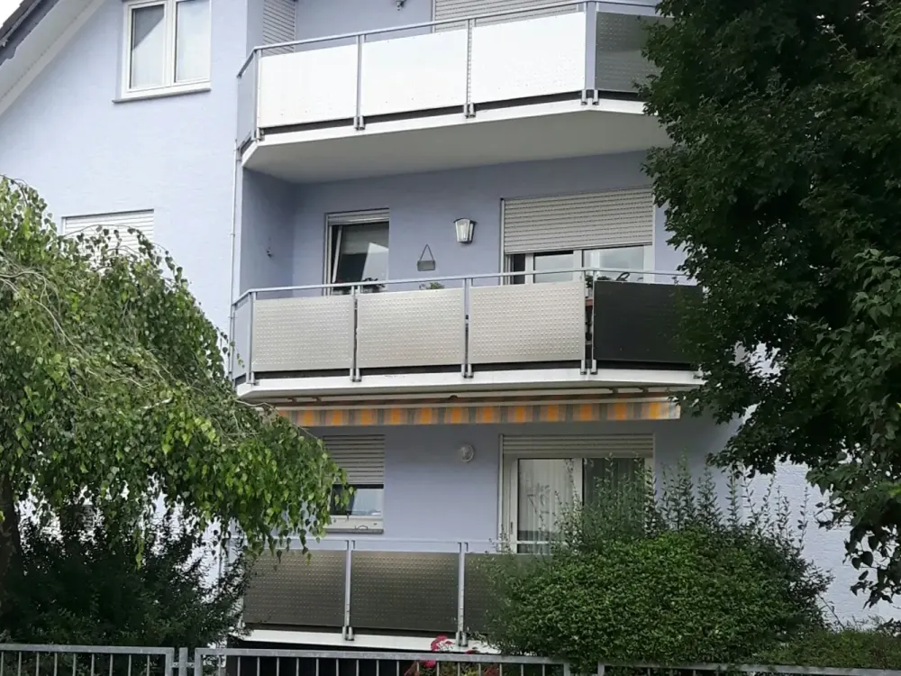 Helle 2 ZKB DG-Wohnung mit großer SW Loggia