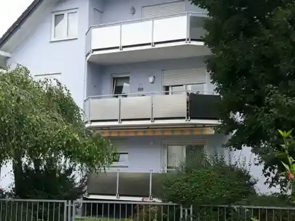 Helle 2 ZKB DG-Wohnung mit großer SW Loggia