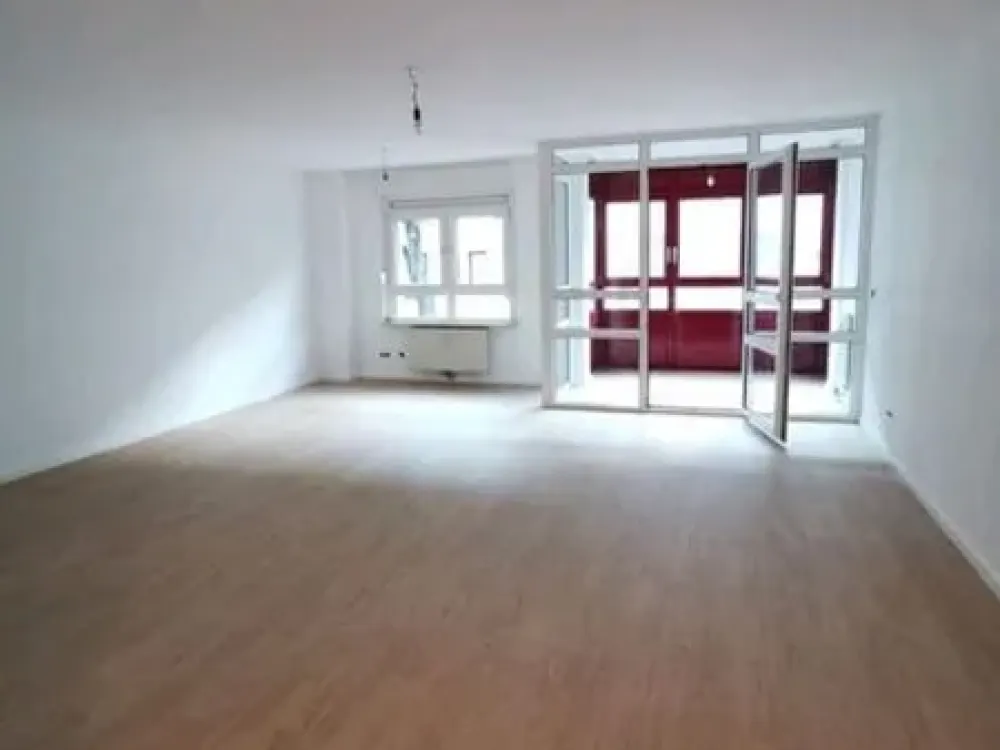 Zuhause mit 3 Zimmern in Neuss