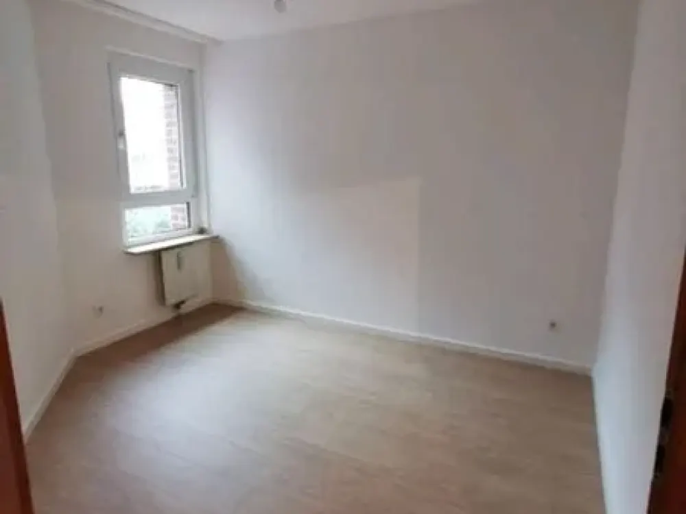 Zuhause mit 3 Zimmern in Neuss