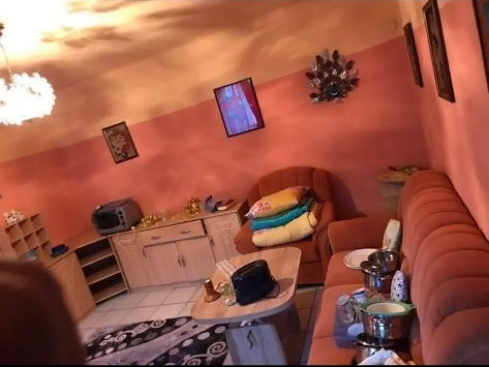 2 Zimmer Küche Bad EG WBK
