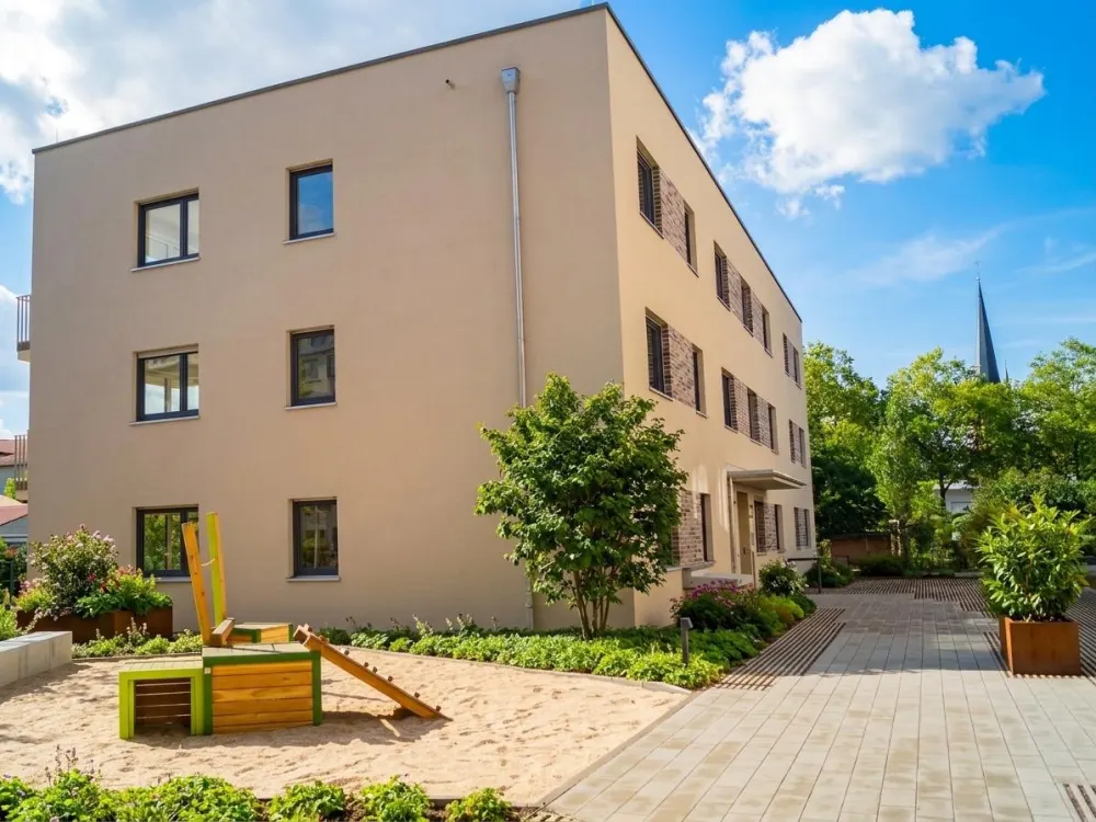 Moderne Etagenwohnung zur Miete mit Balkon in Dresden Neustadt - Wentzel Dr.
