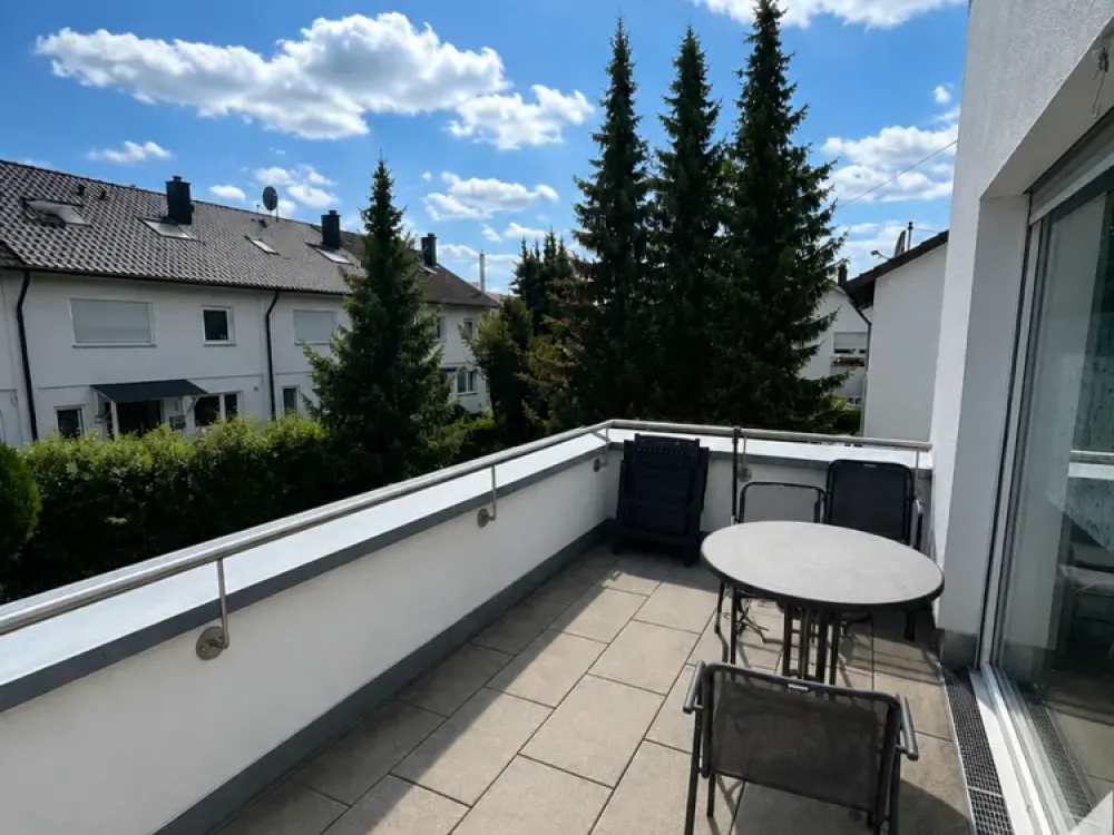 Großzügige 4-Zimmer-Wohnung mit Balkon & Wohlfühlcharakter!