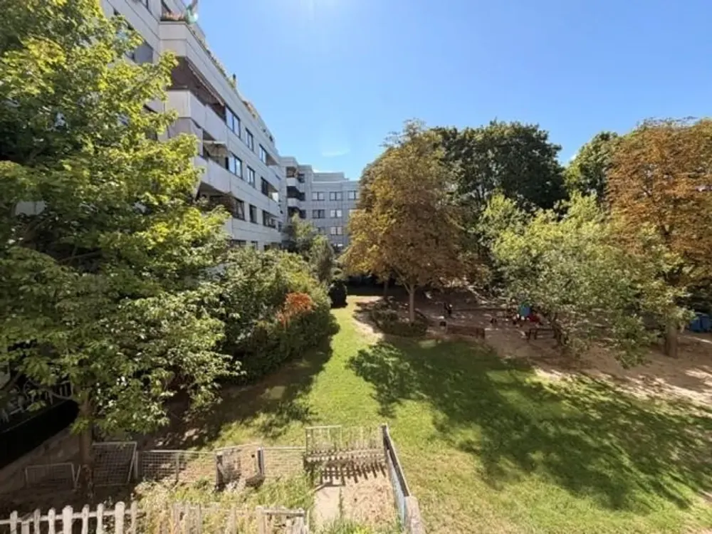 Helle und moderne 1-Zimmer-Wohnung mit Balkon!