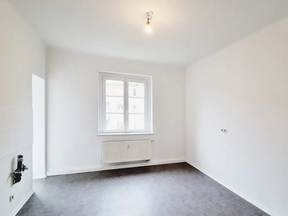 Wir renovieren - traumhafte 3-Zimmer-Wohnung mit Balkon im 2. OG!