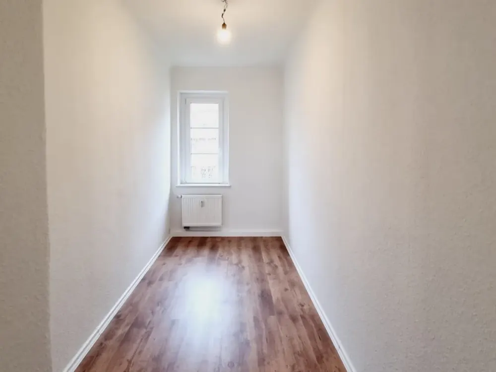 Wir renovieren - traumhafte 3-Zimmer-Wohnung mit Balkon im 2. OG!
