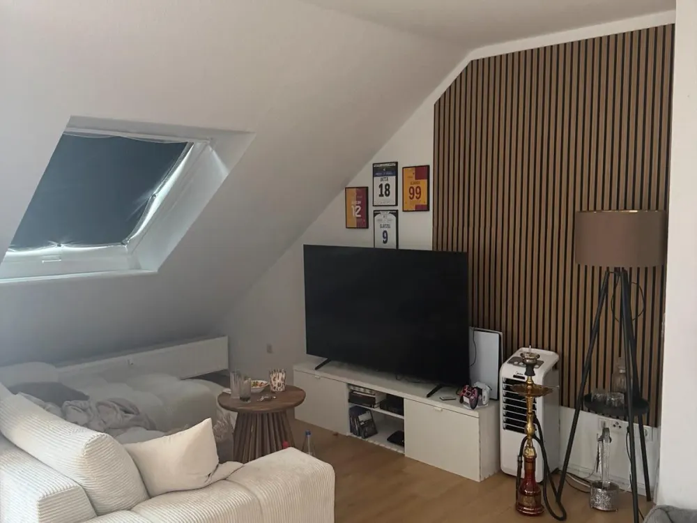 2-Zimmer-Wohnung mit schöner Dachterrasse in 47798 Krefeld /