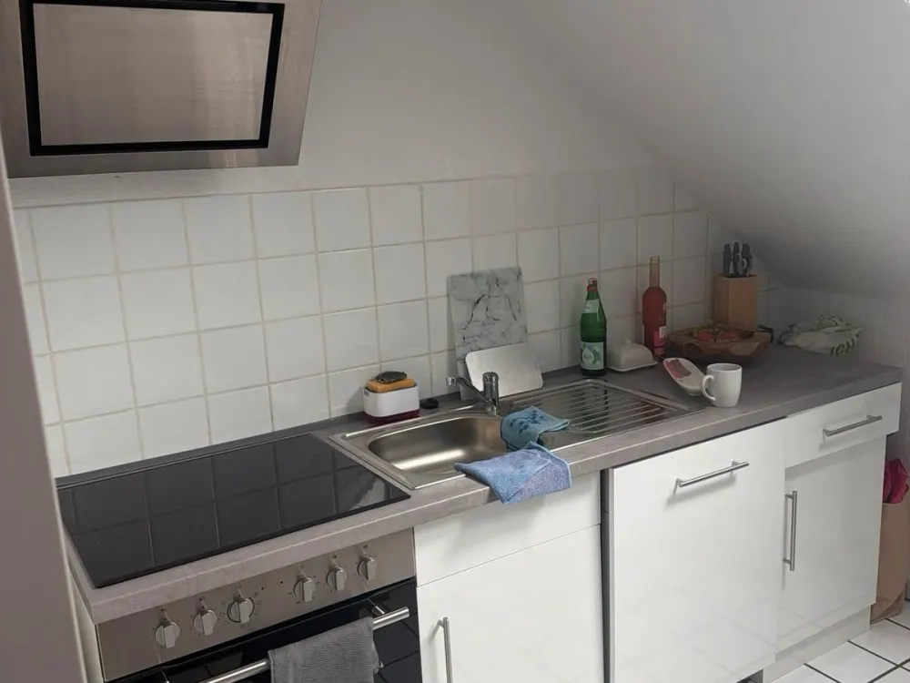 2-Zimmer-Wohnung mit schöner Dachterrasse in 47798 Krefeld /