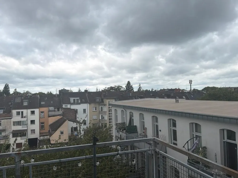 2-Zimmer-Wohnung mit schöner Dachterrasse in 47798 Krefeld /