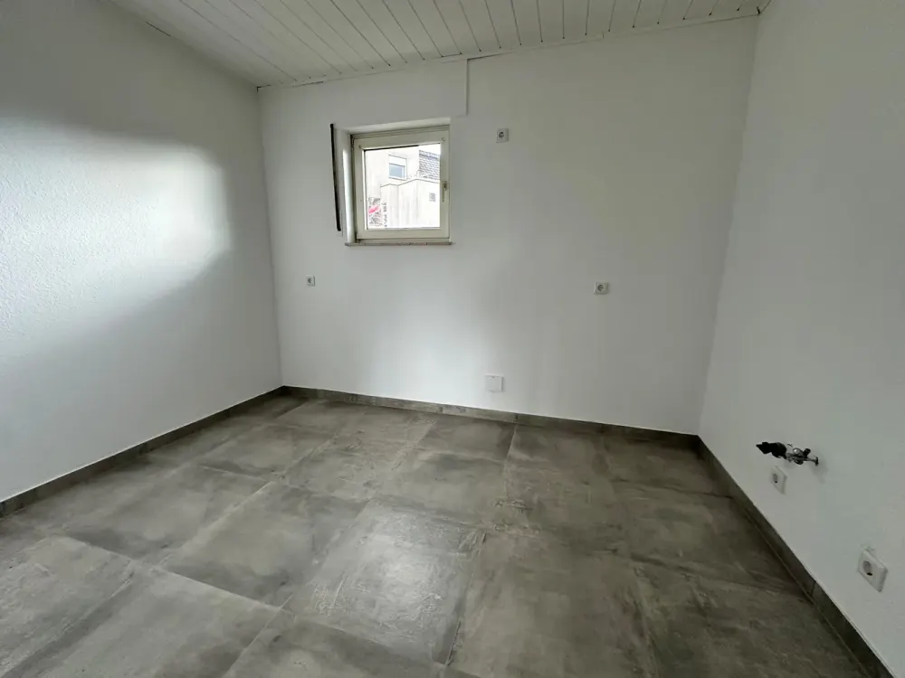Wohnen auf 2 Ebenen! Renovierte 4-Zi-Whg in Witten-City