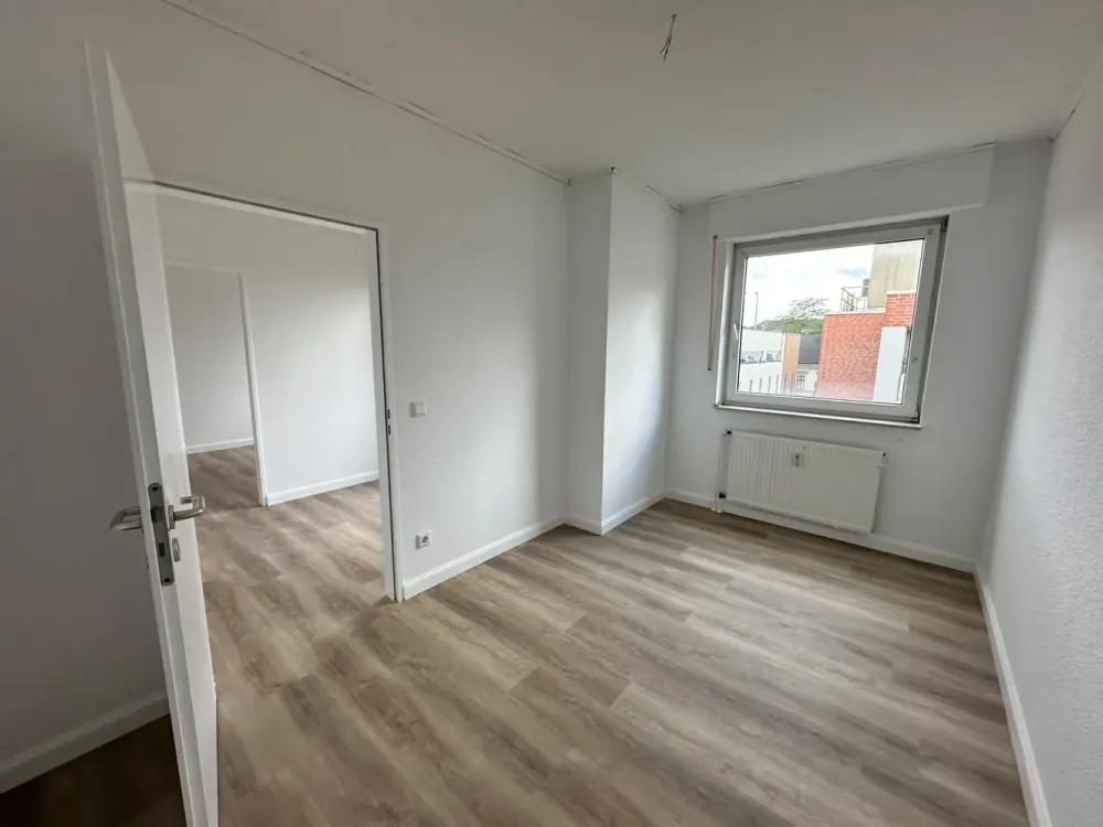 Wohnen auf 2 Ebenen! Renovierte 4-Zi-Whg in Witten-City
