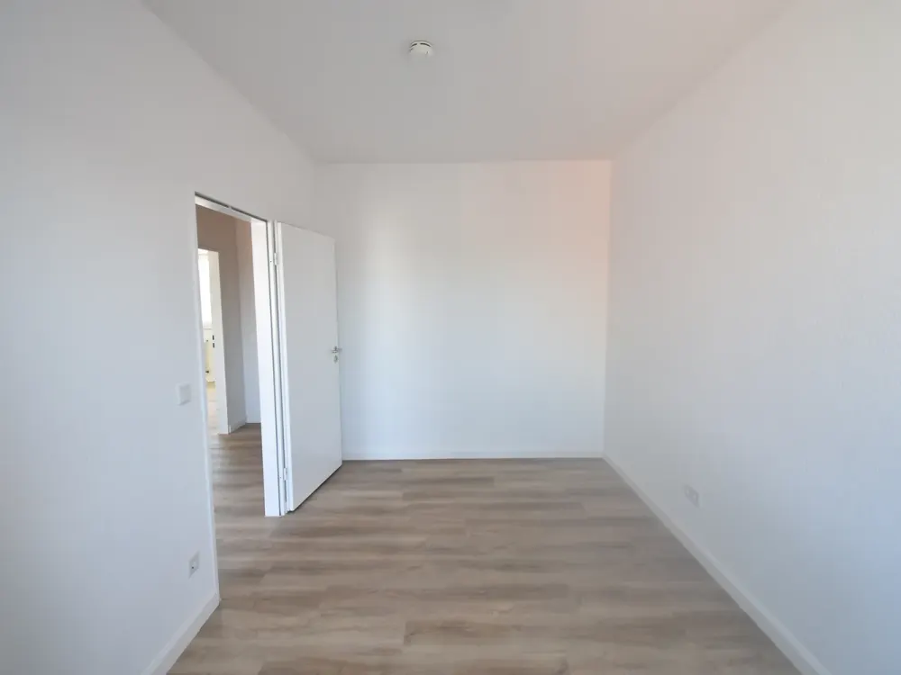 Wohnen auf 2 Ebenen! Renovierte 4-Zi-Whg in Witten-City