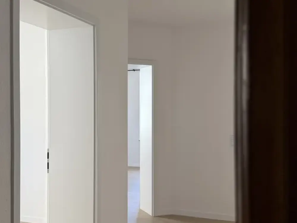 شقة فاخرة للسكن لأول مرة بعد الترميم, جوهرة مبنى قديم أنيقة مع مطبخ تصميم عالي الجودة