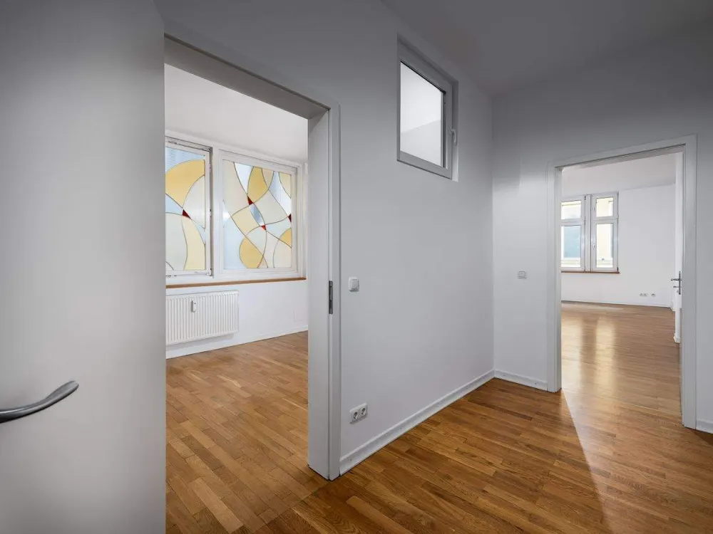 Direkt vom Eigentümer: stilvoller, heller Altbau mit Charme und Wohlfühlcharakter