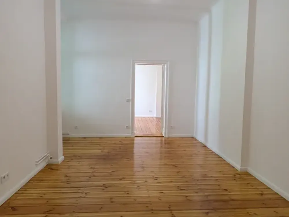 2-Zimmer-Altbauwohnung am S-Bhf. Hermannstraße