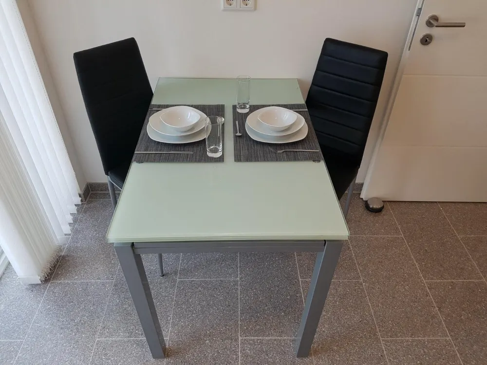 Düsseldorf-Neuss (Gnadental) exklusiv möblierte 2-Zi-Whg Balkon /
