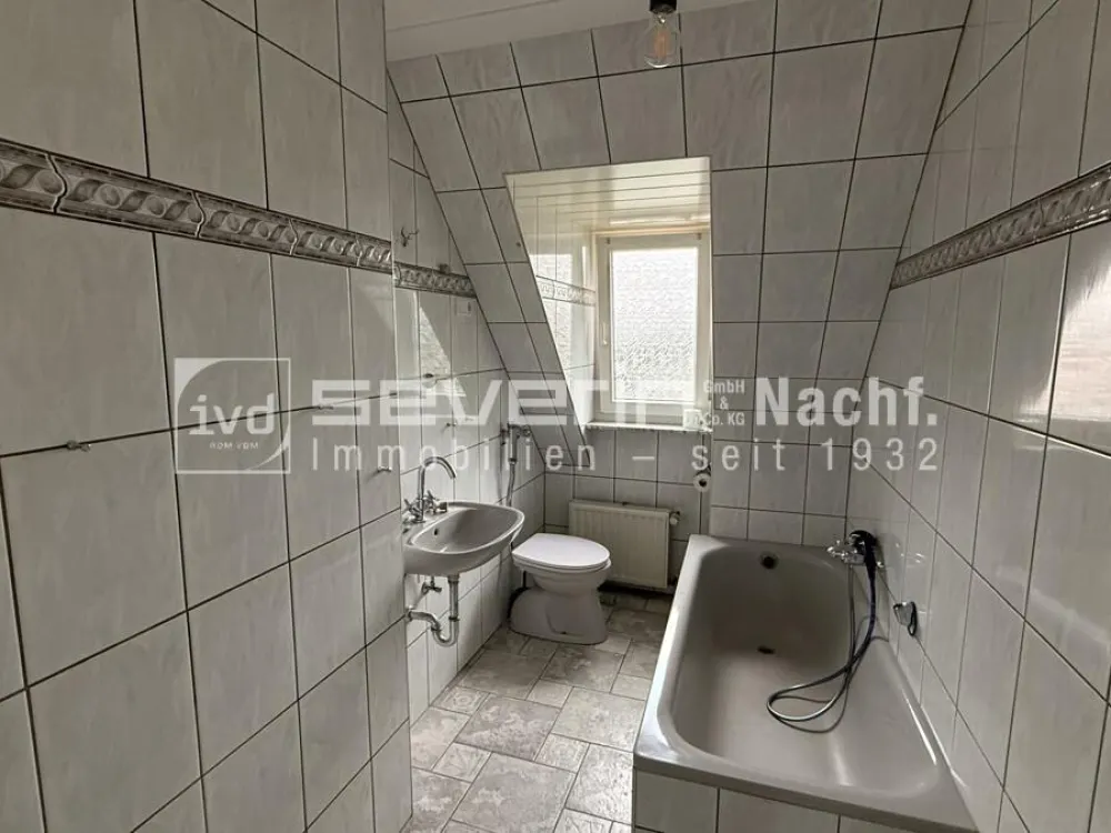 Dortmund Körne: Attraktive 3 Zimmer Wohnung im Dachgeschosswohnung