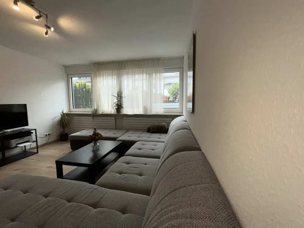 Großzügiges WG-Zimmer in KA-Daxlanden: Modernes Haus, Garten & tolle Gemeinschaft