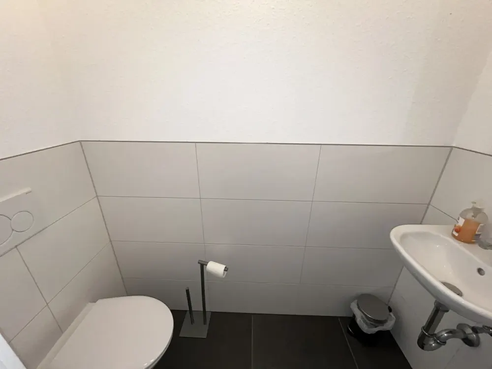 Großzügiges WG-Zimmer in KA-Daxlanden: Modernes Haus, Garten & tolle Gemeinschaft