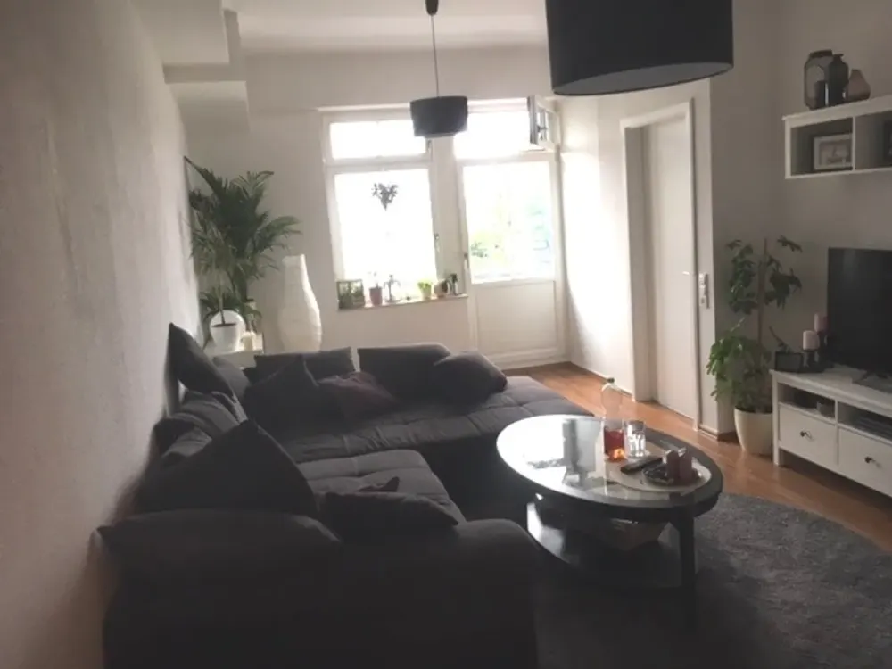 2 Rooms with Balcony, Fitted Kitchen