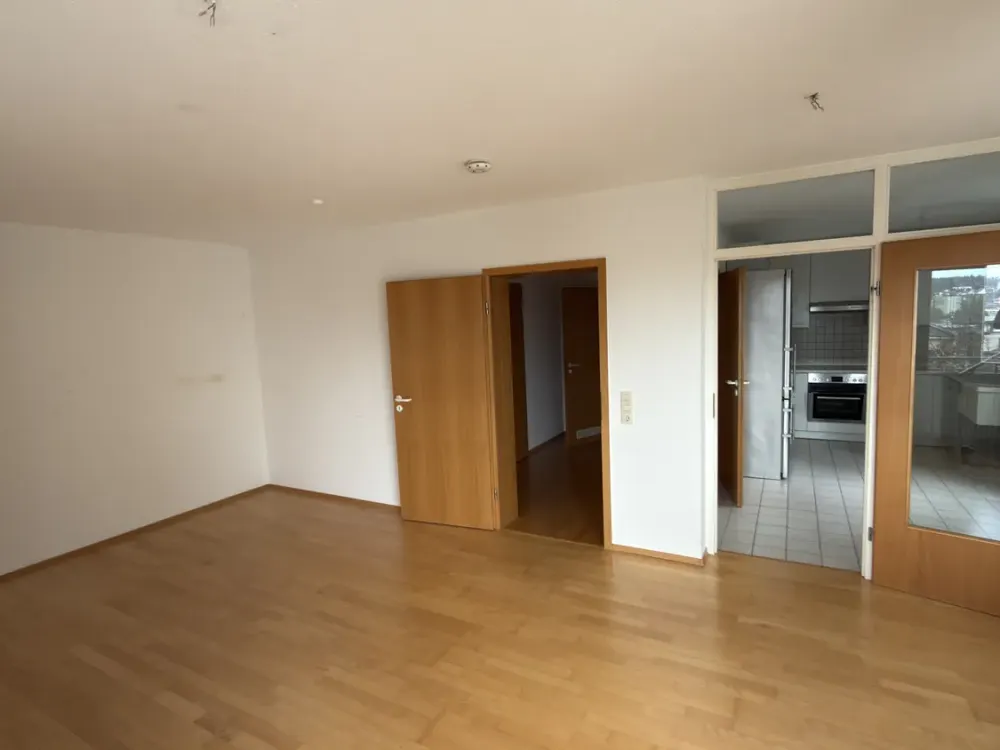 Charming 3-Room Apartment with Balcony in Ravensburg
