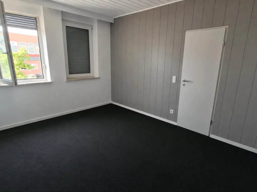 Großzügige 5 Zimmer Wohnung in Nürnberg ab 09.26 zu vermieten